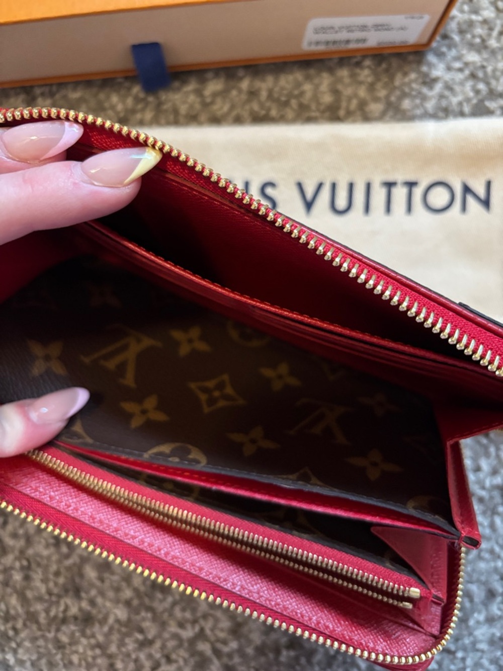 Louis Vuitton Monogram Canvas Wallet - Picture 10 of 15